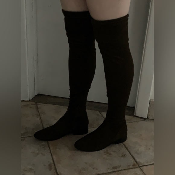 Aldo’s woman’s over the knee olive color microsuede boots size 7.5 - Picture 2 of 16